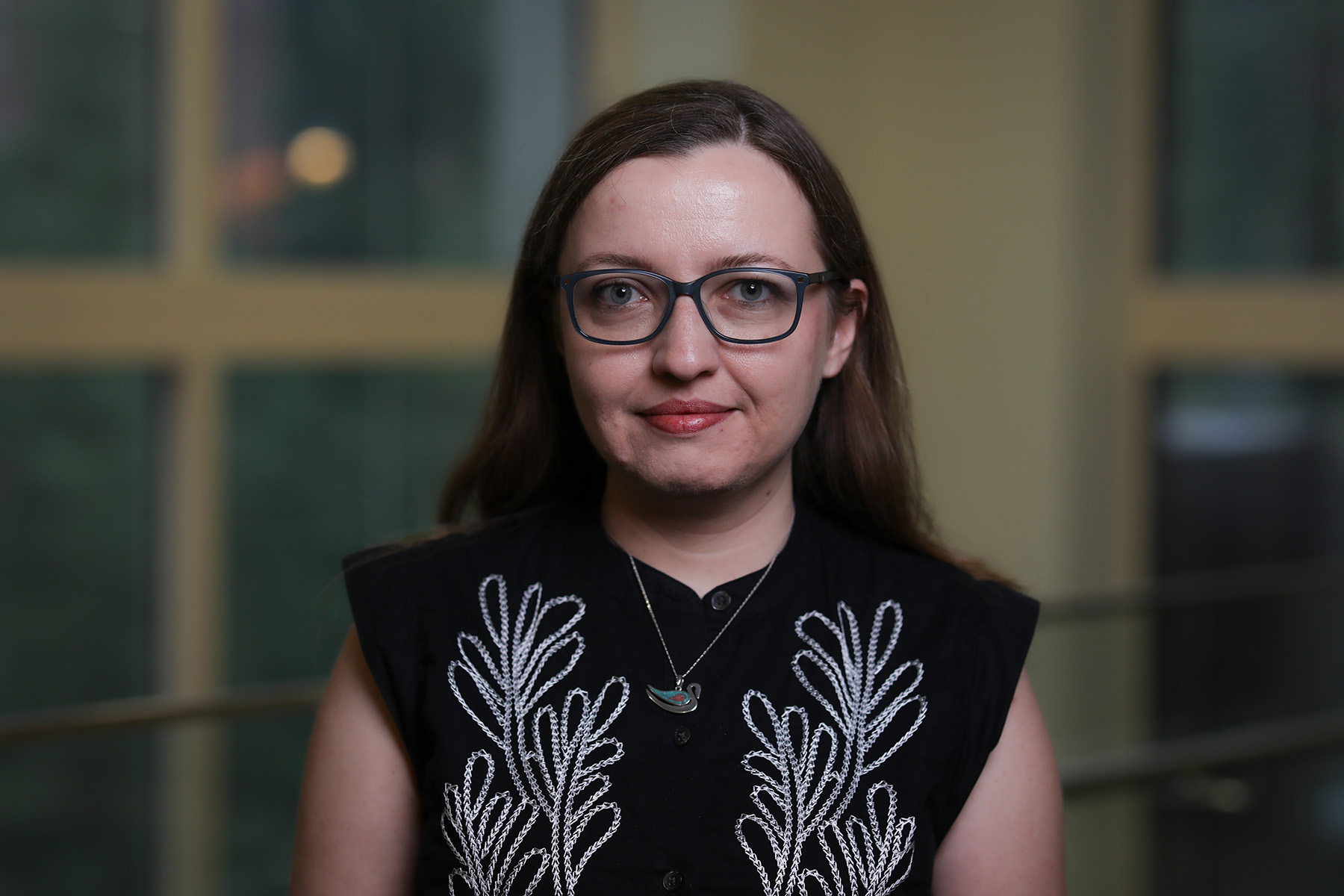 Irmak Olcaysoy Okten, assistant professor of psychology, was named a 2024 Rising Star by the Association for Psychological Science for her research surrounding the psychological processes behind first impressions and bias. (Photo: Devin Bittner)